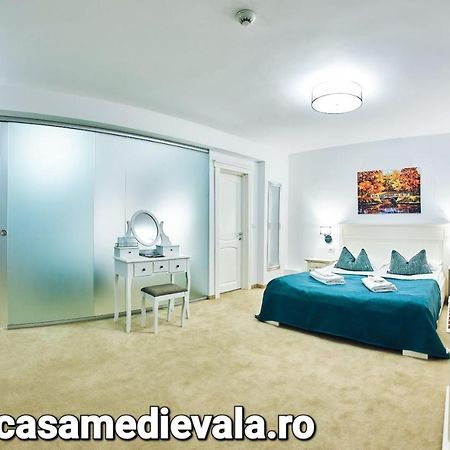 Boutique Hotel Casa Medievala Curtea de Argeş Extérieur photo