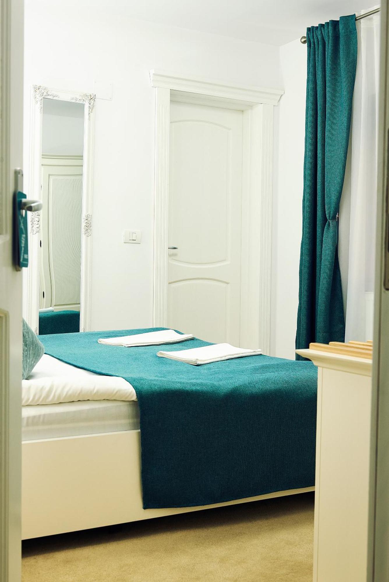 Boutique Hotel Casa Medievala Curtea de Argeş Extérieur photo